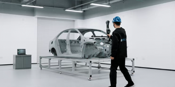 先临三维 | 选择FreeScan UE Nova高效扫描大型工件的四大理由